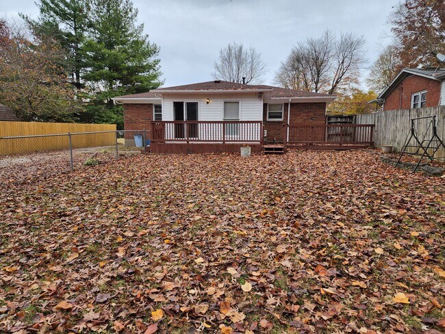 Foto del edificio - Beautiful 3 Bedroom 1 Bathroom Home