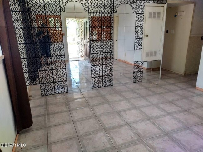 Building Photo - 132 Polo Inn Rd