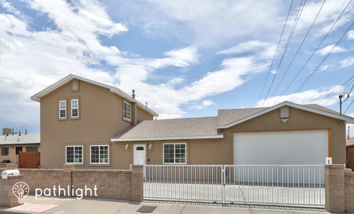 Primary Photo - 412 Hannett Avenue NE, Albuquerque, NM, 87102