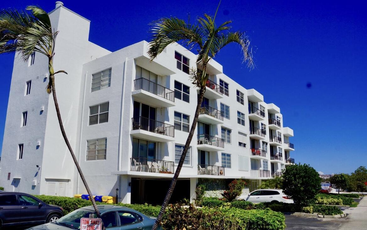 301 Croton Ave Unit 307, Lantana, FL 33462 Condo for Rent in Lantana
