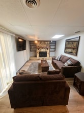 Building Photo - 2052 Brook Valley Ct