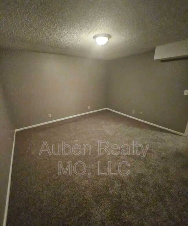 Foto del edificio - 11757 Wood Oak Ave