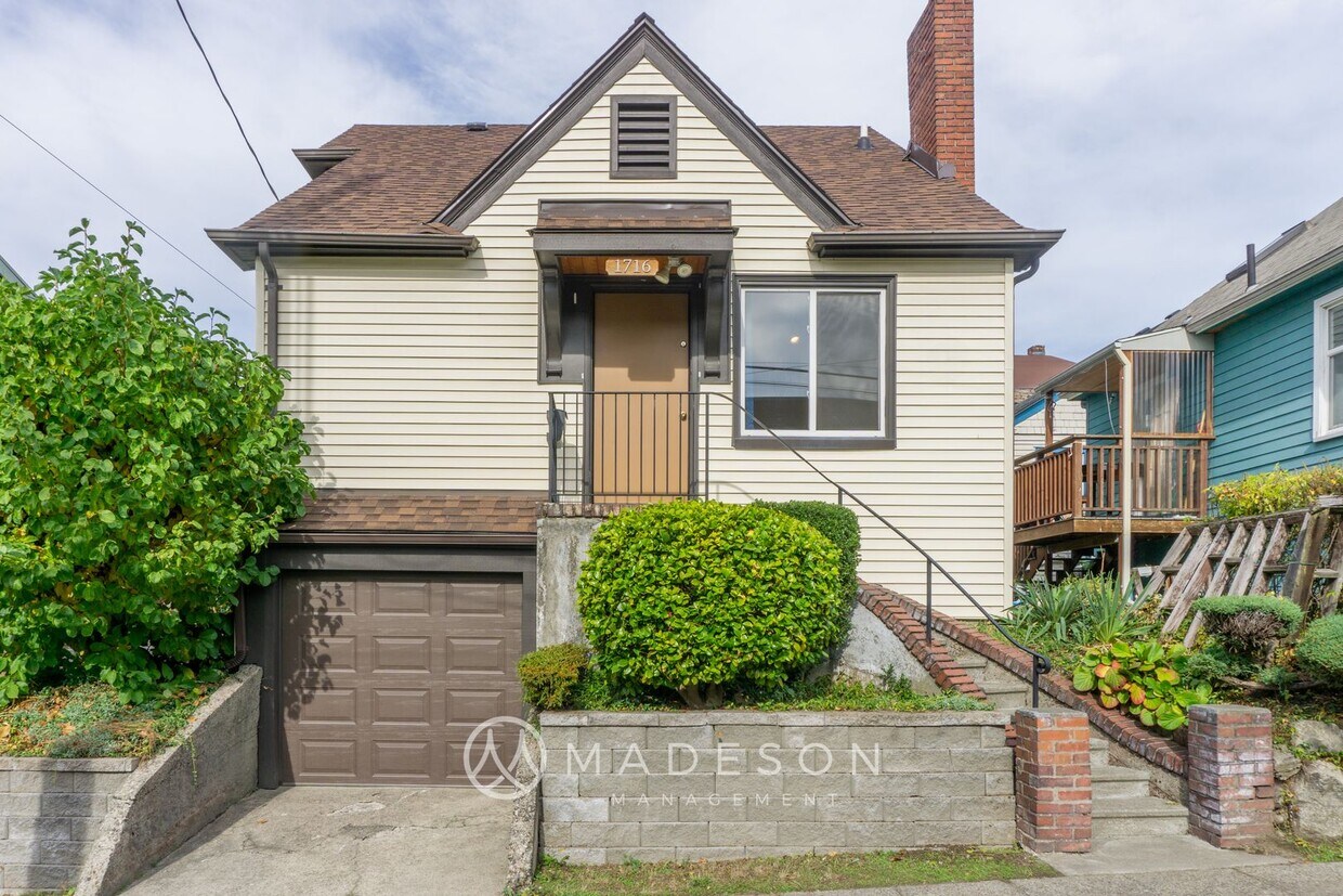 Primary Photo - Charming First Hill Single Family House wi...