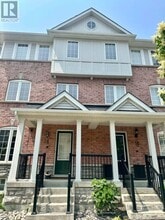 Building Photo - 14 Blunden Rd