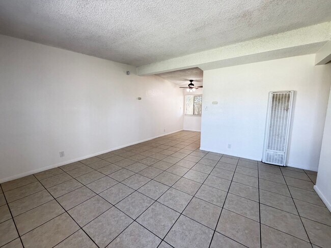 Foto del edificio - 2 bedroom