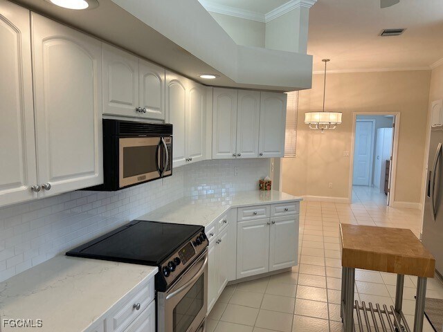 Building Photo - 8676 Franchi Blvd