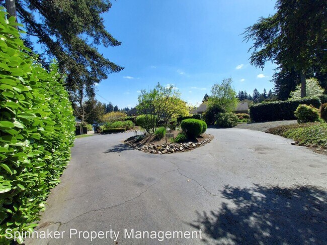Foto del edificio - 3 br, 3 bath House - 10311 Interlaaken Dri...