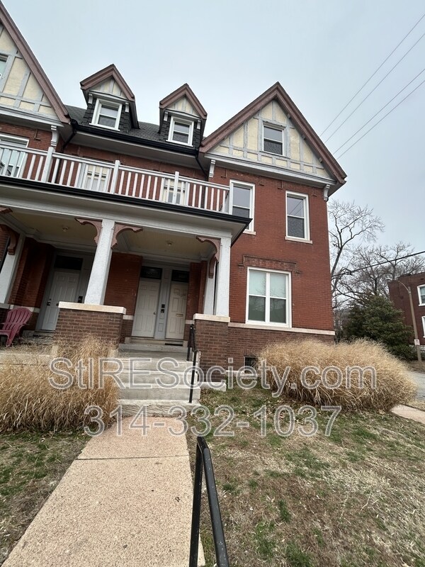 Building Photo - 3501 Pestalozzi St