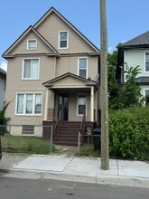 Building Photo - 627 Owen St