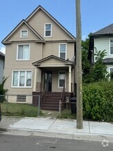Building Photo - 627 Owen St