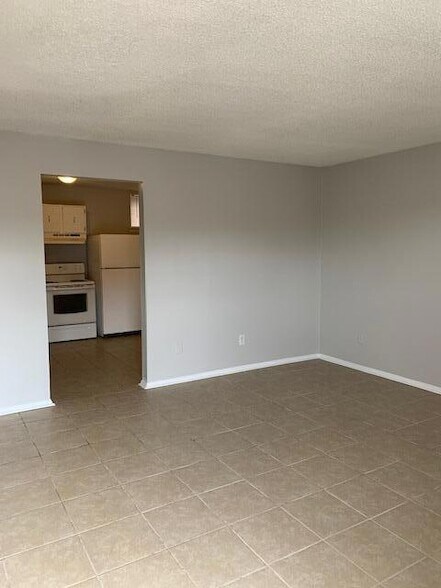 Photo - 210 Hendricks Blvd Townhome