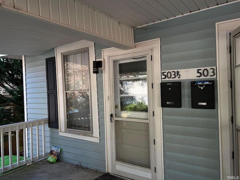 Foto principal - 503 Cole Street Unit B