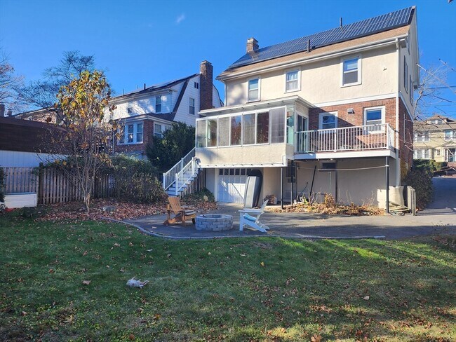 Foto del edificio - 744 Watertown St