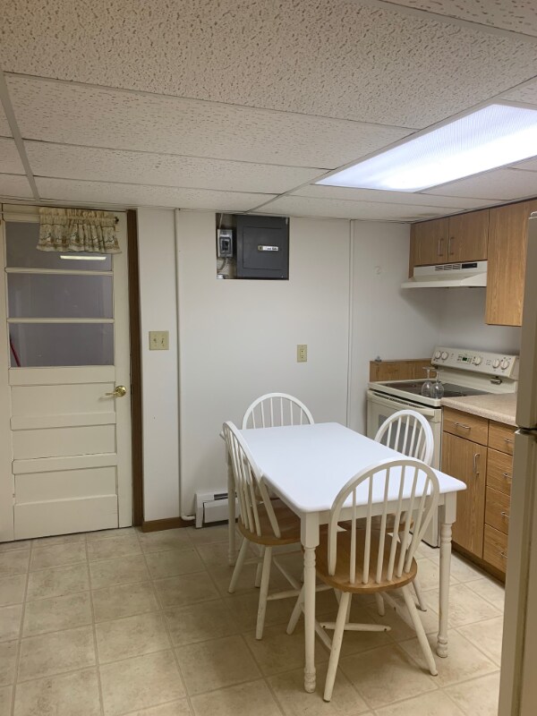 304 W Hempstead Ave Unit 5, Fairfield, IA 52556 Room for Rent in