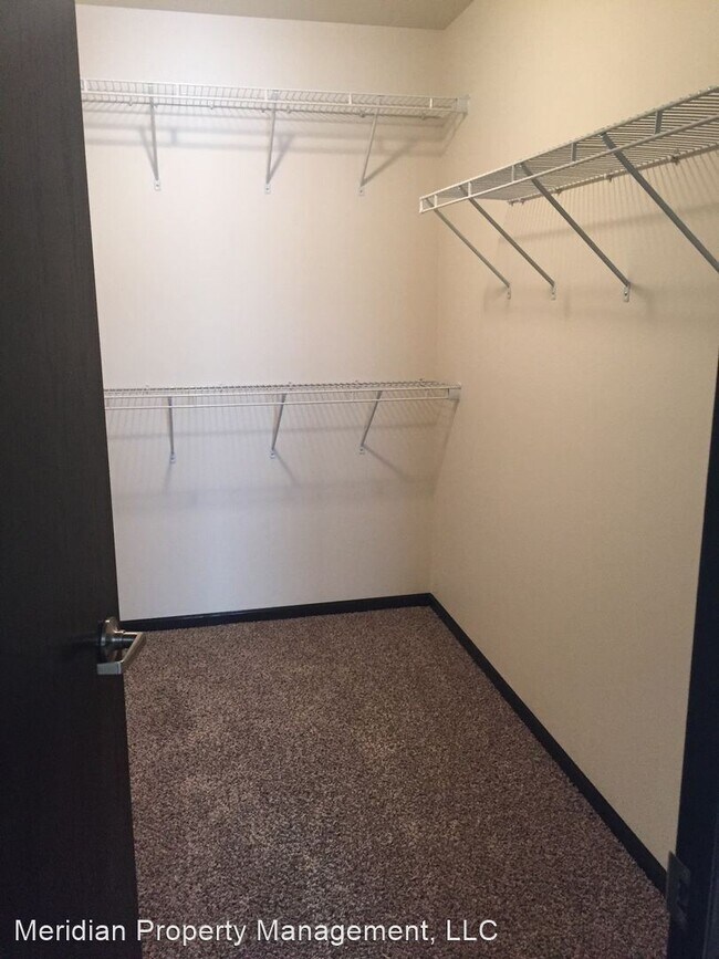 Foto del edificio - 3 br, 3 bath House - 6221 61st Ave S