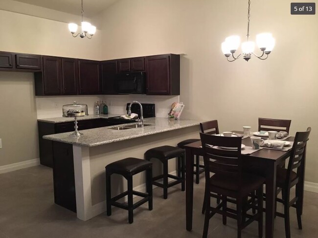 Foto del edificio - 3740 N Tyler Ct