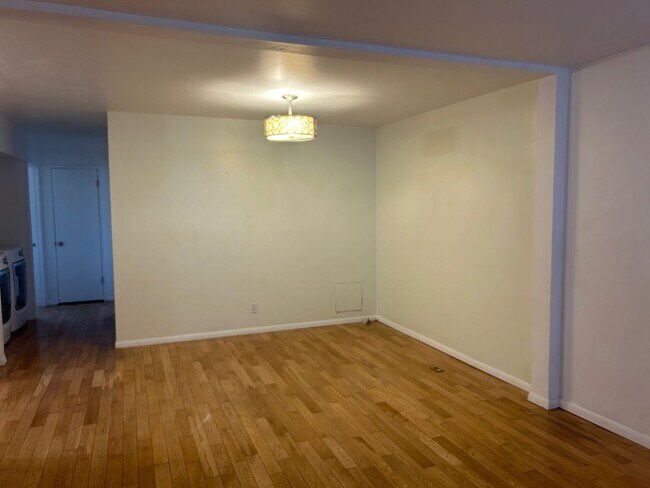 Foto del edificio - 570 Peach St