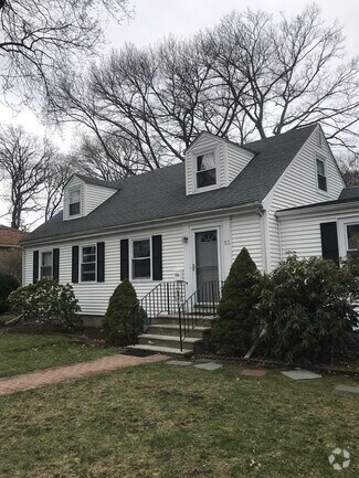 Building Photo - 53 Elinor Rd