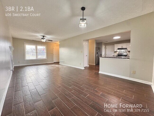 Foto del edificio - 406 Sweetbay Ct