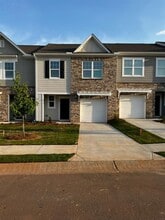 Building Photo - 184 Swindon Dr