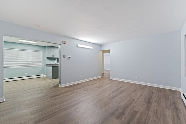 Building Photo - 3725 N Harlem Ave