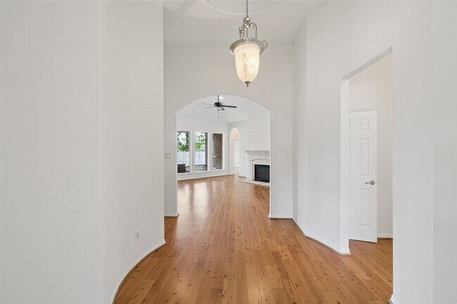 Foto del edificio - 4807 Wellington Way