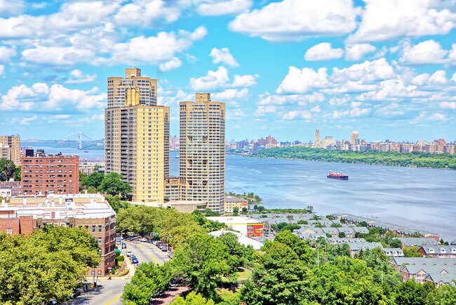 Foto del edificio - 6050 Boulevard E