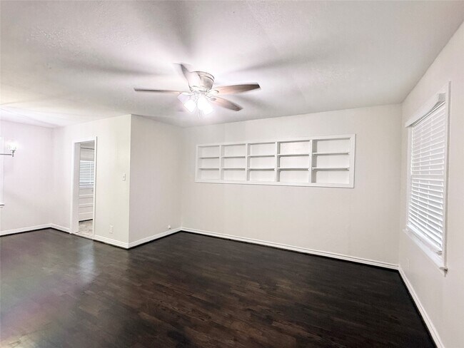 Foto del edificio - 832 S Anderson St