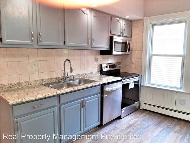 Foto del edificio - 3 br, 2 bath House - 63-65 Courtland Street