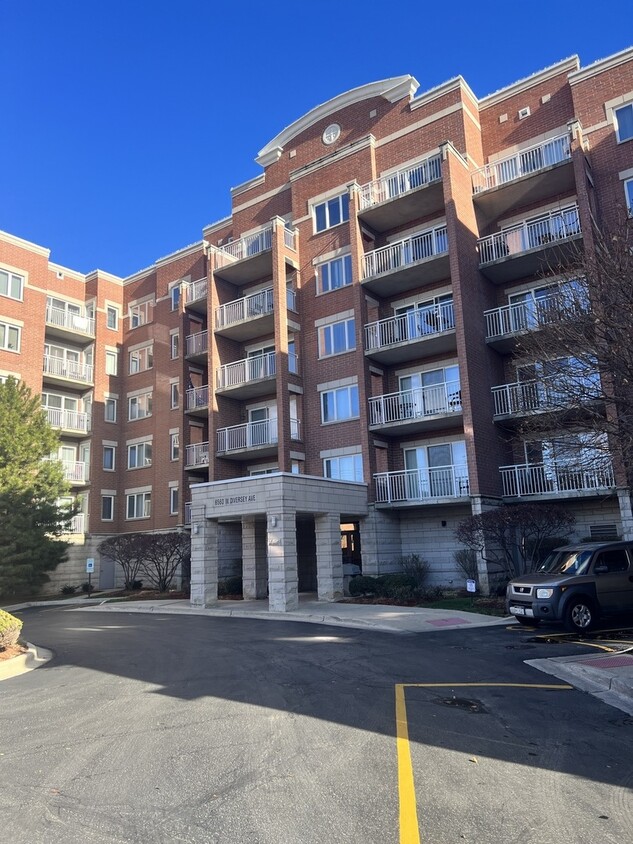 6560 W Diversey Ave Unit 603, Chicago, IL 60707 - Condo for Rent in ...