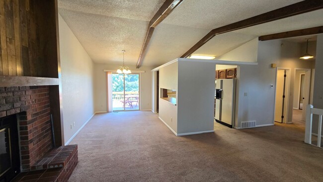 Building Photo - 4020 Thundercloud Dr