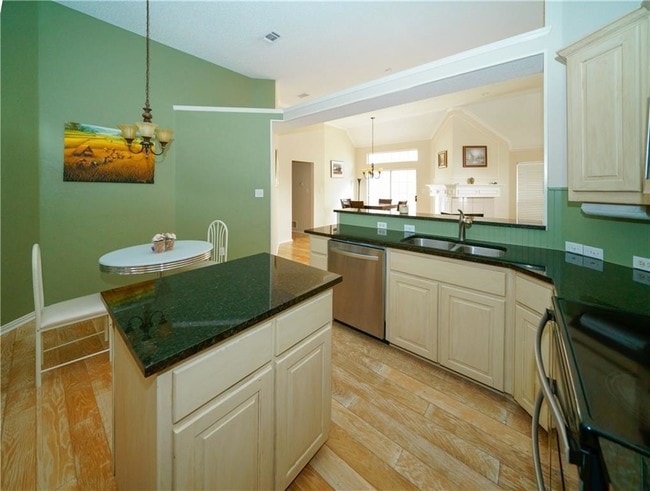 Building Photo - 4017 Bramley Way