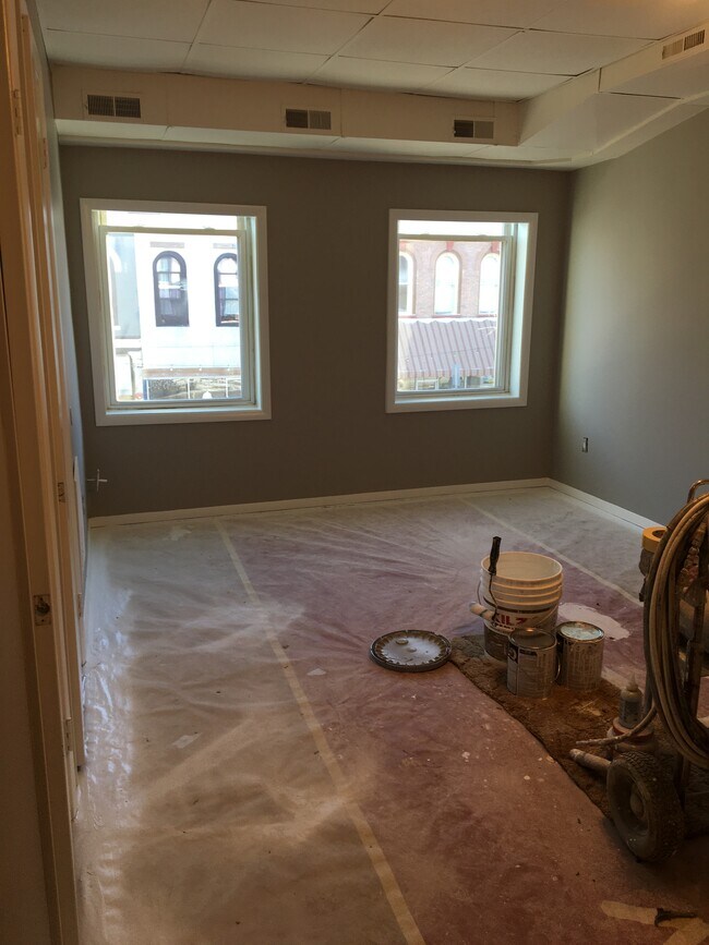 Foto del edificio - 406 N Main St