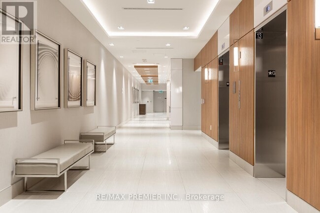 Photo du bâtiment - 20 Shore Breeze Dr