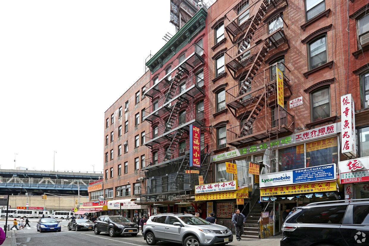 Building Photo - 5 Eldridge St