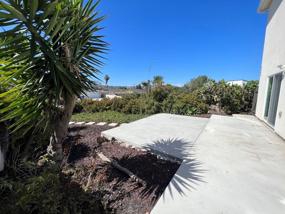 Foto principal - 4BD/2BA on Montezuma, Nice Patio!