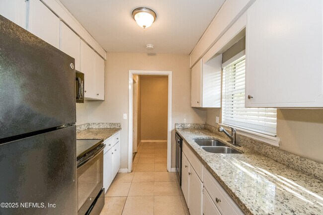 Foto del edificio - 10655 Tulsa Rd