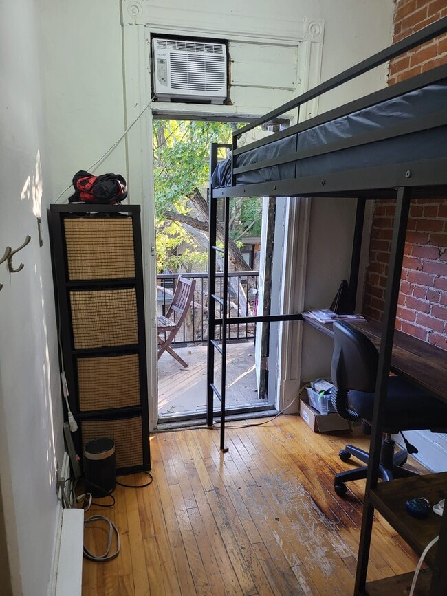 Photo du bâtiment - 4055 Rue Cartier