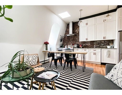 Foto del edificio - 318 Shawmut Ave