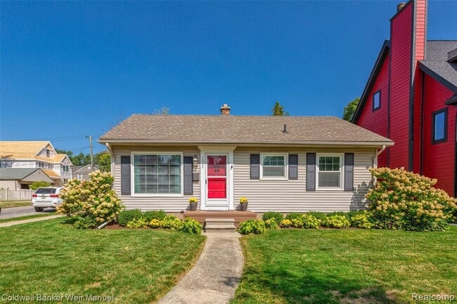 Building Photo - 223 Catalpa Dr