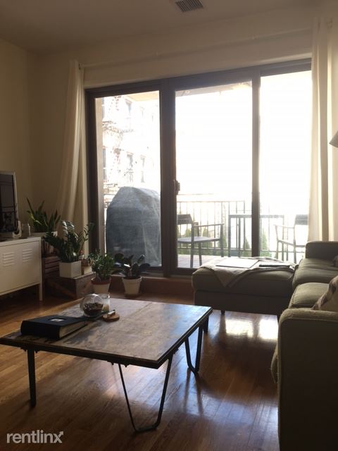 Building Photo - 167 Java St