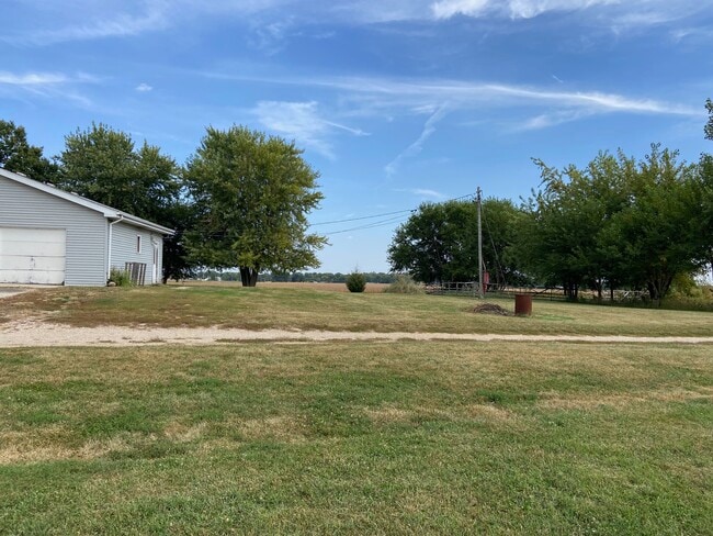 Building Photo - 8170 Duffy Rd