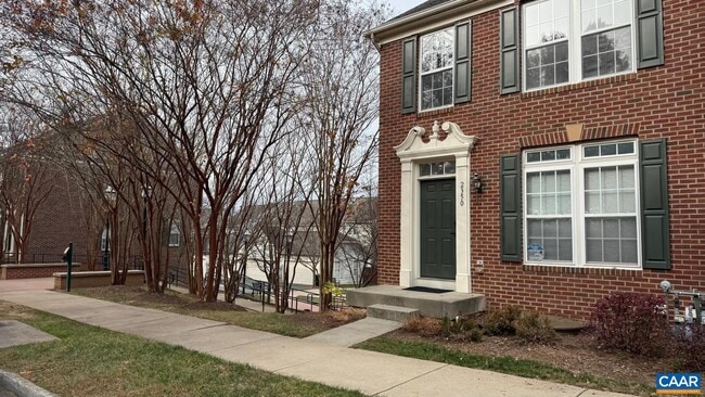 Building Photo - 2350 Abington Dr