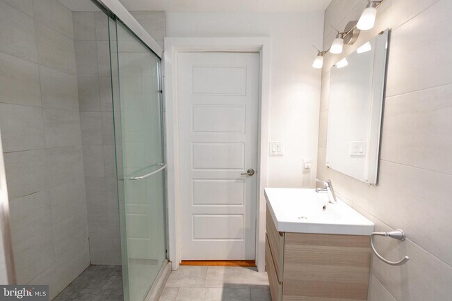 Foto del edificio - 2048 Locust St