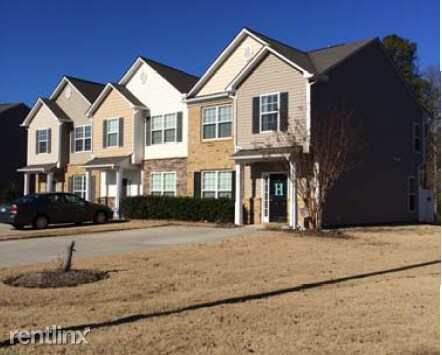 Foto principal - 6131 Neuse Wood Dr