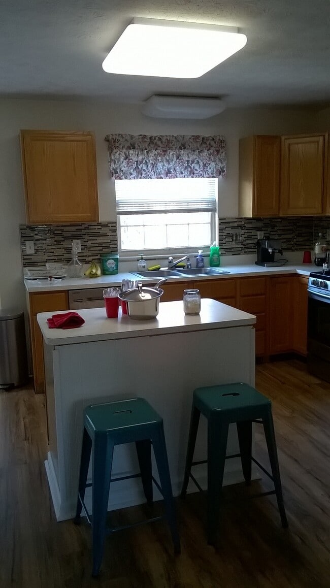 Building Photo - 5308 Castlestone Drive