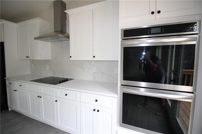 Building Photo - 62 Fairview Oak Pl