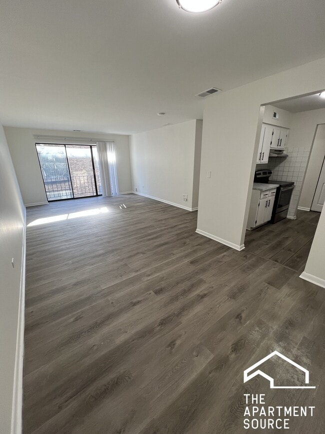 Foto del edificio - 2310 N Harlem Ave