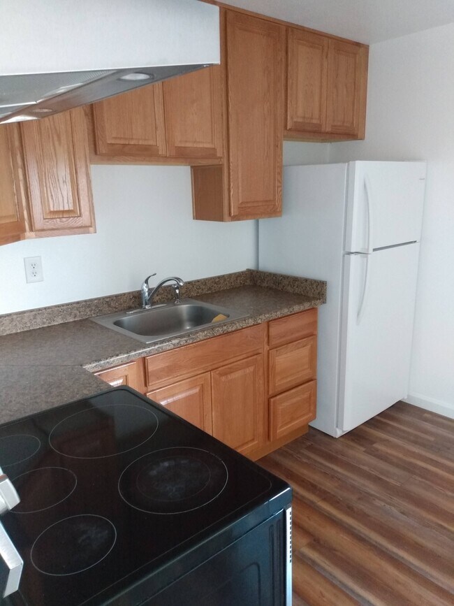 Photo - 257 East Ave Apartments