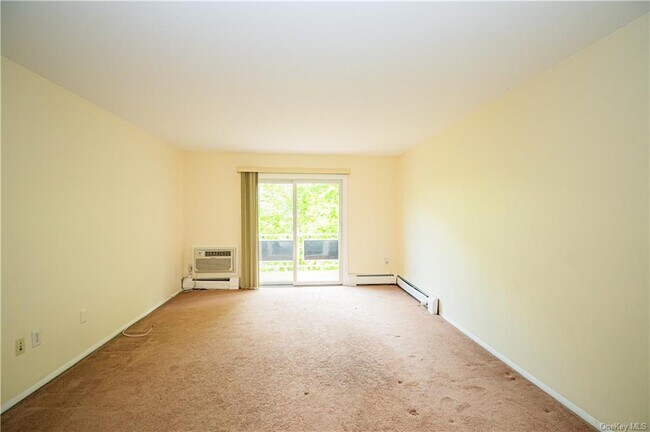 Foto del edificio - 20 Peddler Hill Rd